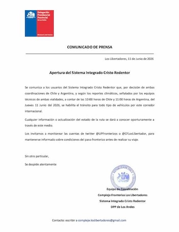 Documento oficial blanco con el título 'COMUNICADO DE PRENSA' en negro, detallando la apertura del paso fronterizo Cristo Redentor. Incluye el logo del gobierno chileno y un sello oficial
