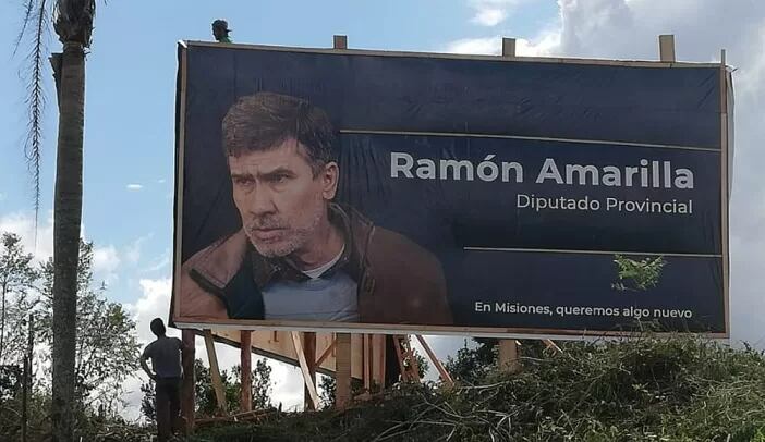 Uno de los carteles de la campaña electoral que encabeza el ex policía preso Ramón Amarilla. (Foto: Plan B Misiones)