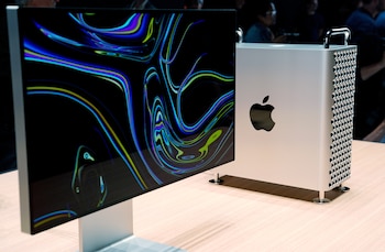 Apple centrará su oferta profesional en el Mac Studio y sus monitores Studio Display y Studio Display XDR tras el adiós del Mac Pro. (REUTERS/Mason Trinca/File Photo)