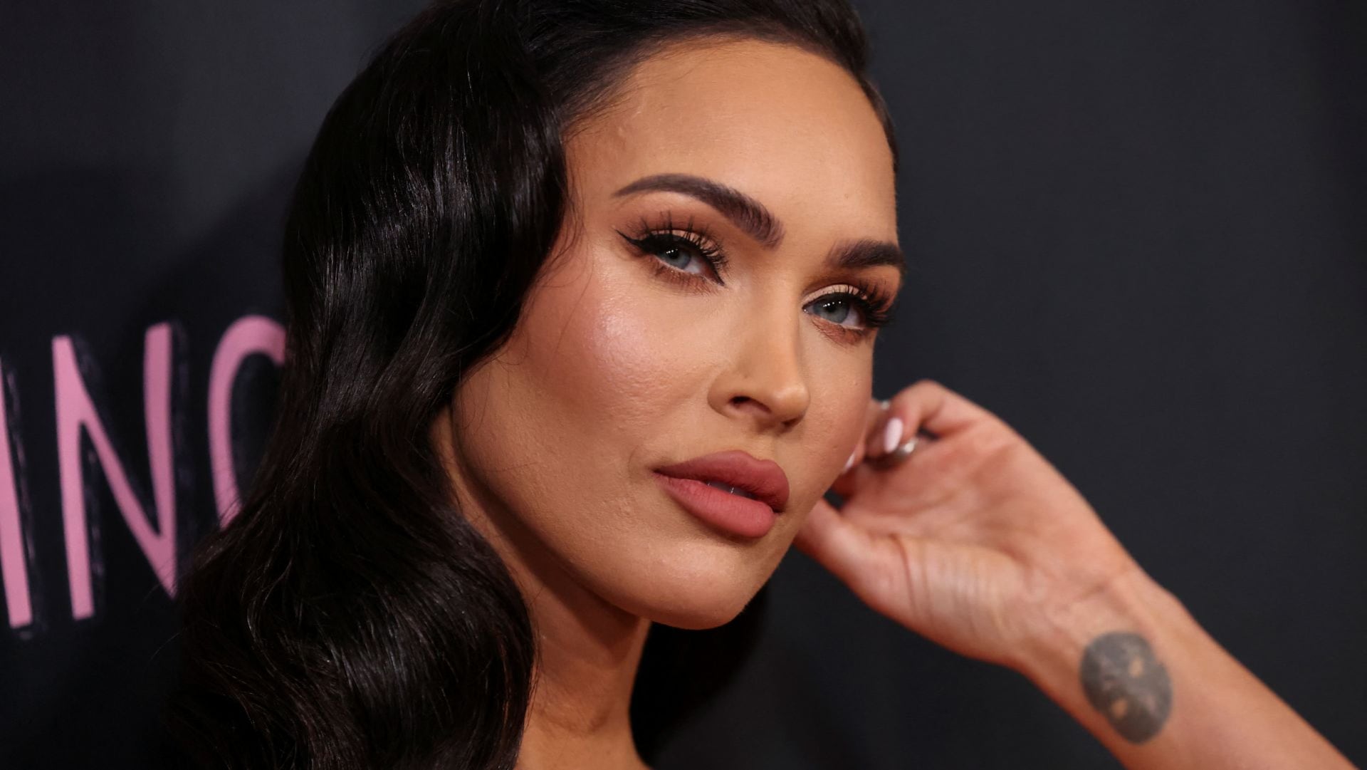 Megan Fox admitió que estar lejos de sus hijos le afectó. (REUTERS/Mario Anzuoni)