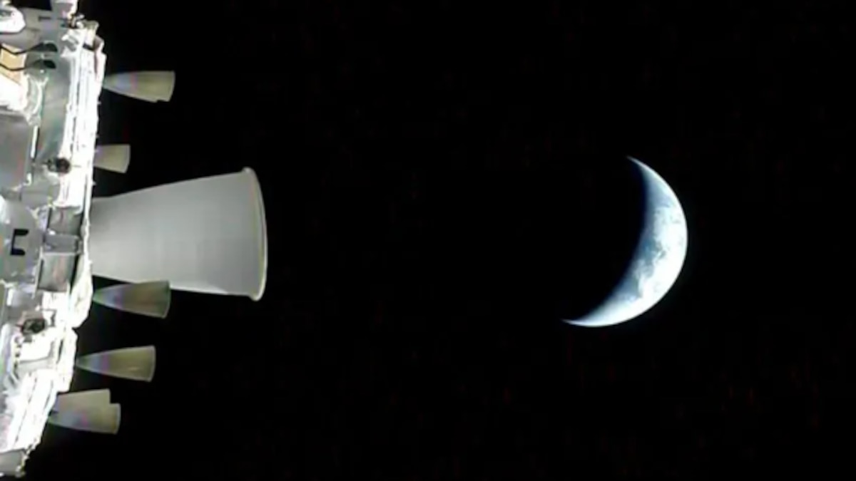 Misión Artemis II de la NASA: la cápsula Orión salió de la órbita terrestre y ya viaja hacia la Luna - Infobae