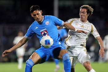 Pumas podría contratar a Córdova