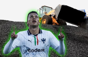 Antes de debutar profesionalmente en