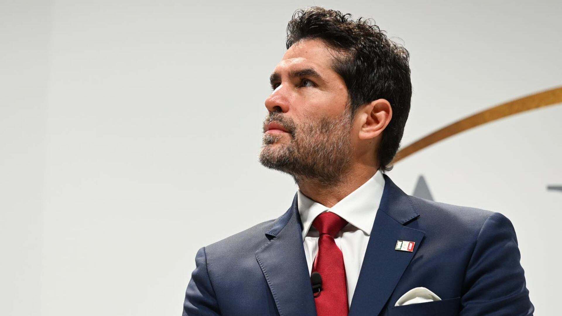 Pese a no estar registrado, dijo en redes que ganó el primer debate presidencial. Foto: Facebook/Eduardo Verástegui