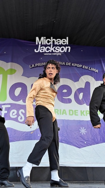 Largas filas y desorden en