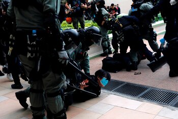 Imágenes de arrestos durante las