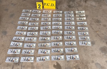 Además de la droga, las autoridades decomisaron US$58.000, ₡1,4 millones en efectivo y el vehículo utilizado para el traslado. Crédito: MSP