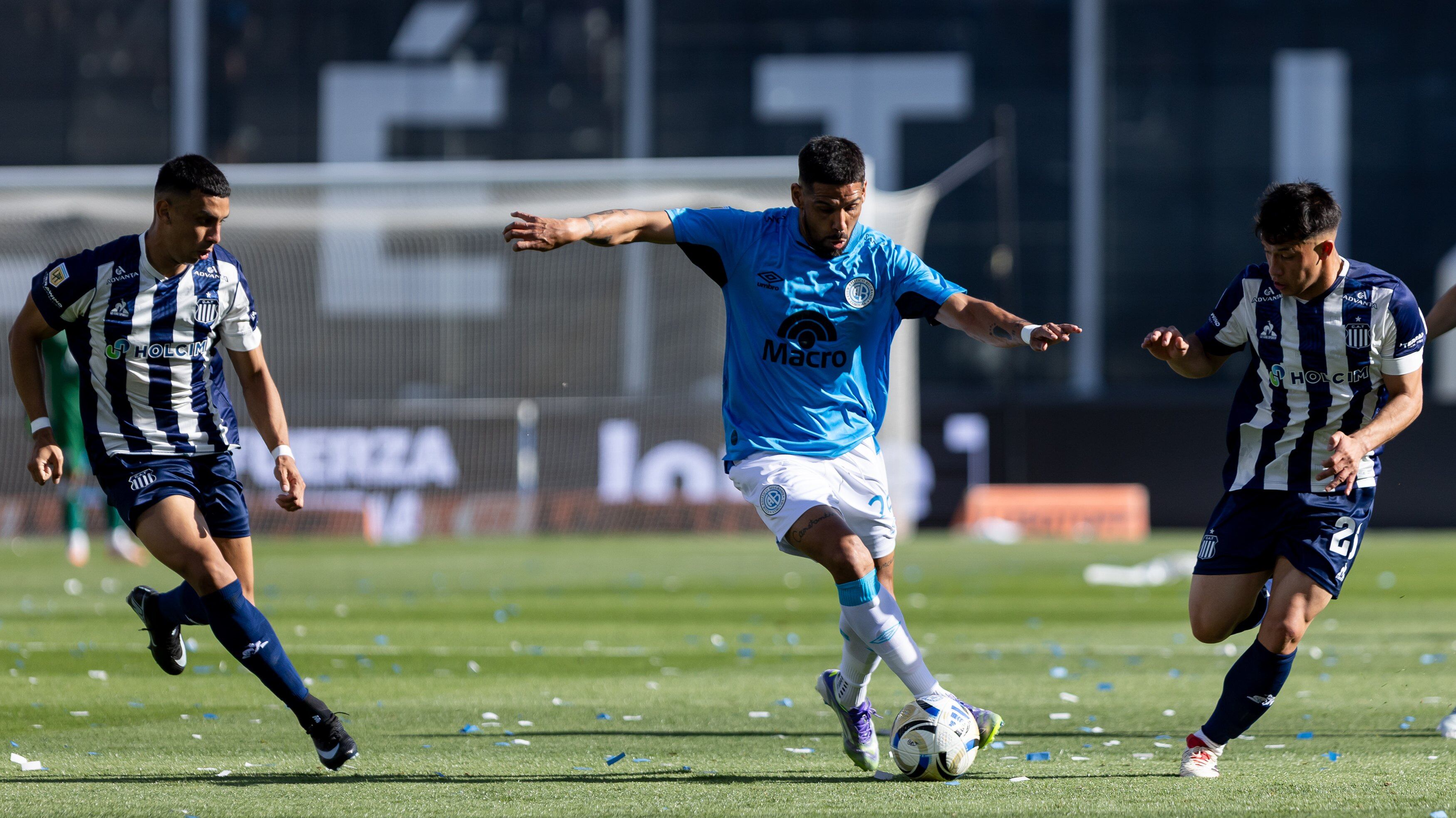 El clásico de Córdoba entre Belgrano y Talleres culminó 0-0