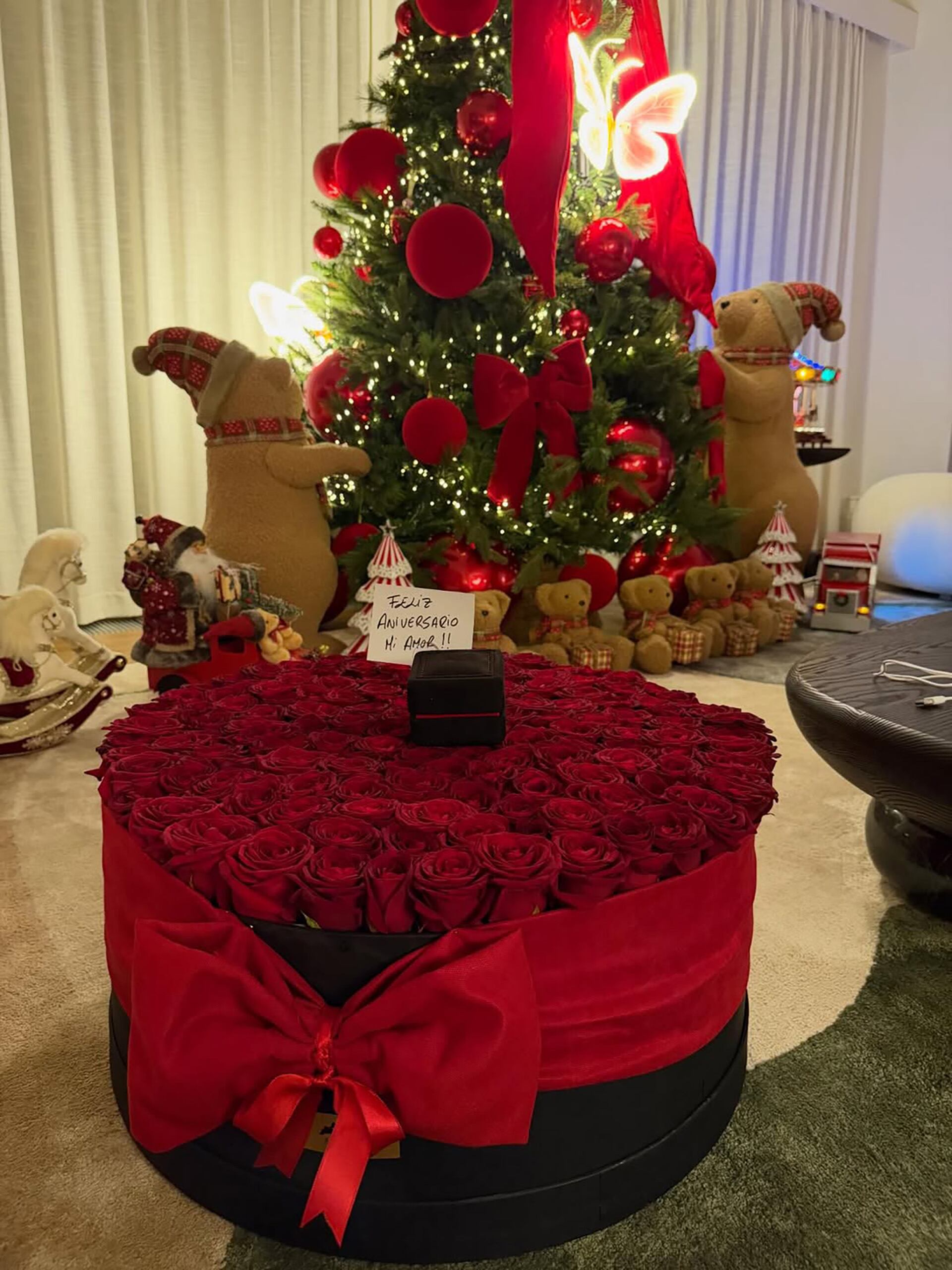 La casa de Icardi y Suárez en Turquía ya se prepara para la Navidad