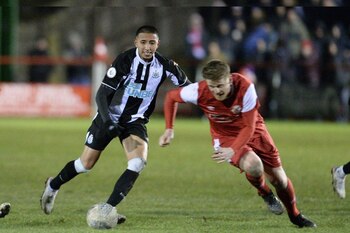 El peruano volvió al Newcastle
