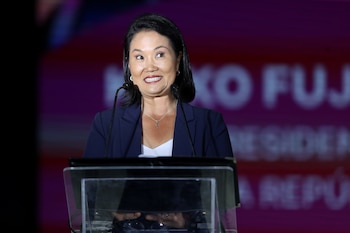 La presidenta de Perú, Keiko Fujimori, fue captada el pasado 7 de agosto, durante un acto público, en la Plaza de Armas de Lima (Perú). EFE/Paolo Aguilar