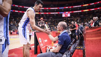 Luis Scola y Oveja Hernández