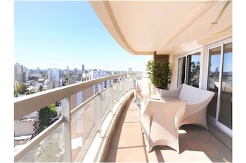 Esta vivienda en Las Lomitas