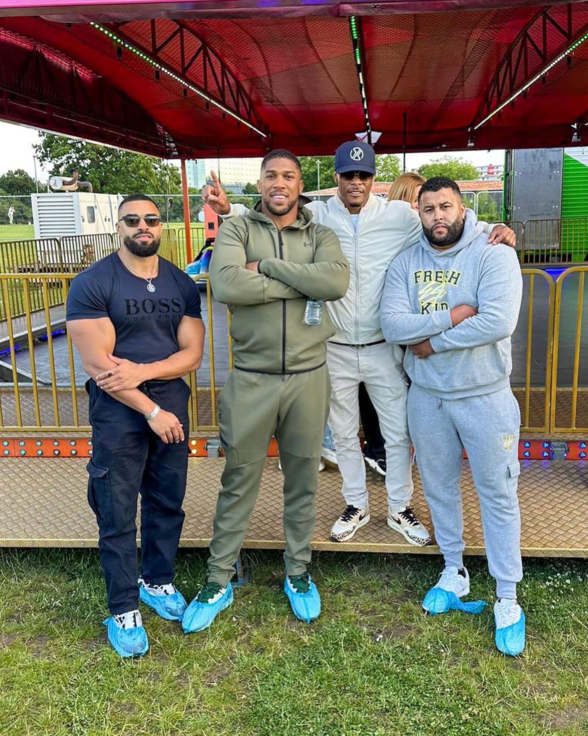 El boxeador peramencerá en Nigeria (@healthy_mindset)