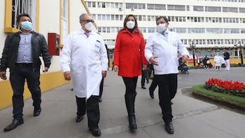 Premier recorrió todas las instalaciones.