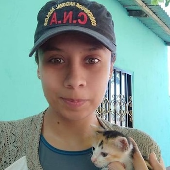 Erika Isabel Prieto Jaime trabaja en el Congreso de la República de Colombia como asesora parlamentaria del senador Robert Daza Guevara - crédito X
