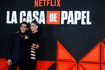 Úrsula Corberó y Miguel Herrán