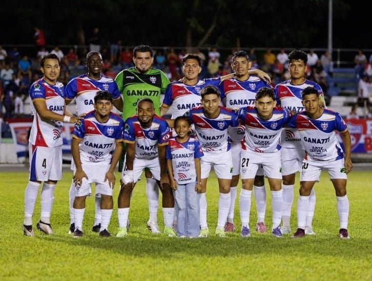 Firpo, dirigido por Marvin Solano, llega segundo en la tabla del Clausura con 26 puntos. /(Redes C.D. Luis Ángel Firpo