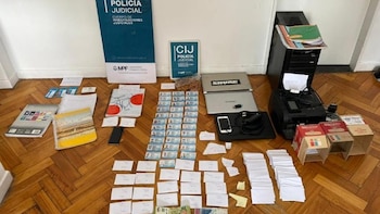 Condenaron a un hombre que vendía licencias de conducir “a pedido” por redes sociales: cómo lo descubrieron