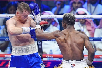 Canelo Alvarez vs William Scull