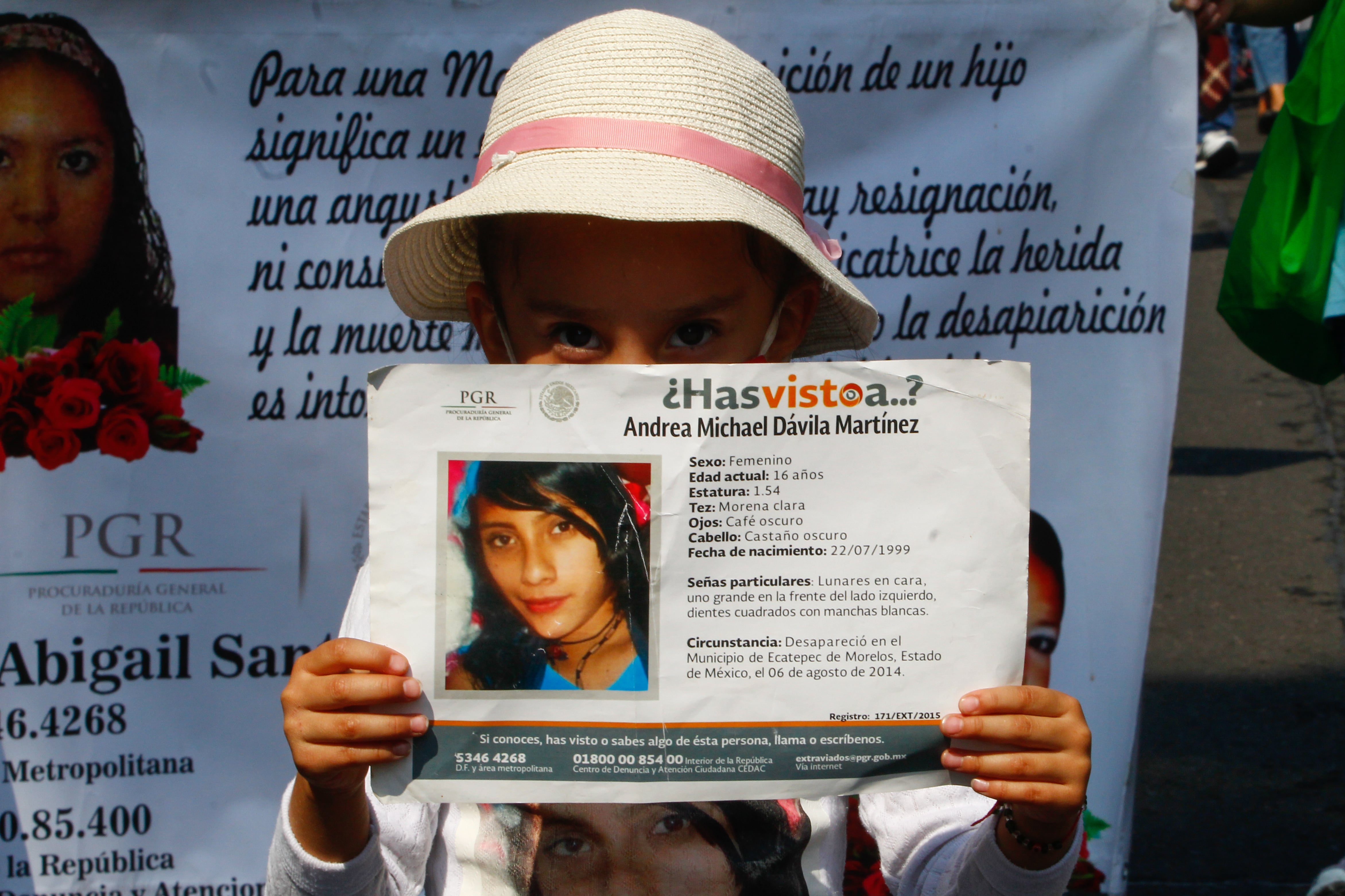 Realizan colecta anual de útiles escolares para hijos de víctimas de feminicidio y desaparición en Guadalajara