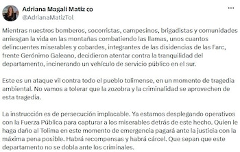 La gobernadora Adriana Magali Matiz denunció el ataque contra un vehículo de transporte público y exigió acciones para enfrentar la criminalidad en la región. - crédito @AdrianaMatizTol/X