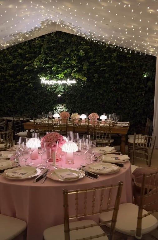 La cálida ambientación contó con detalles exclusivos acordes con el gusto de Mirtha Legrand