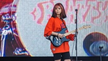 Quién es Bratty, la artista