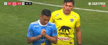 Yoshimar Yotún fue expulsado en