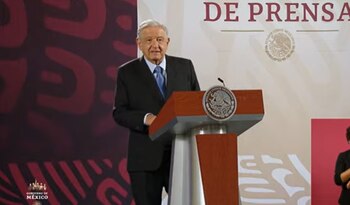 AMLO expone video de Xóchitl