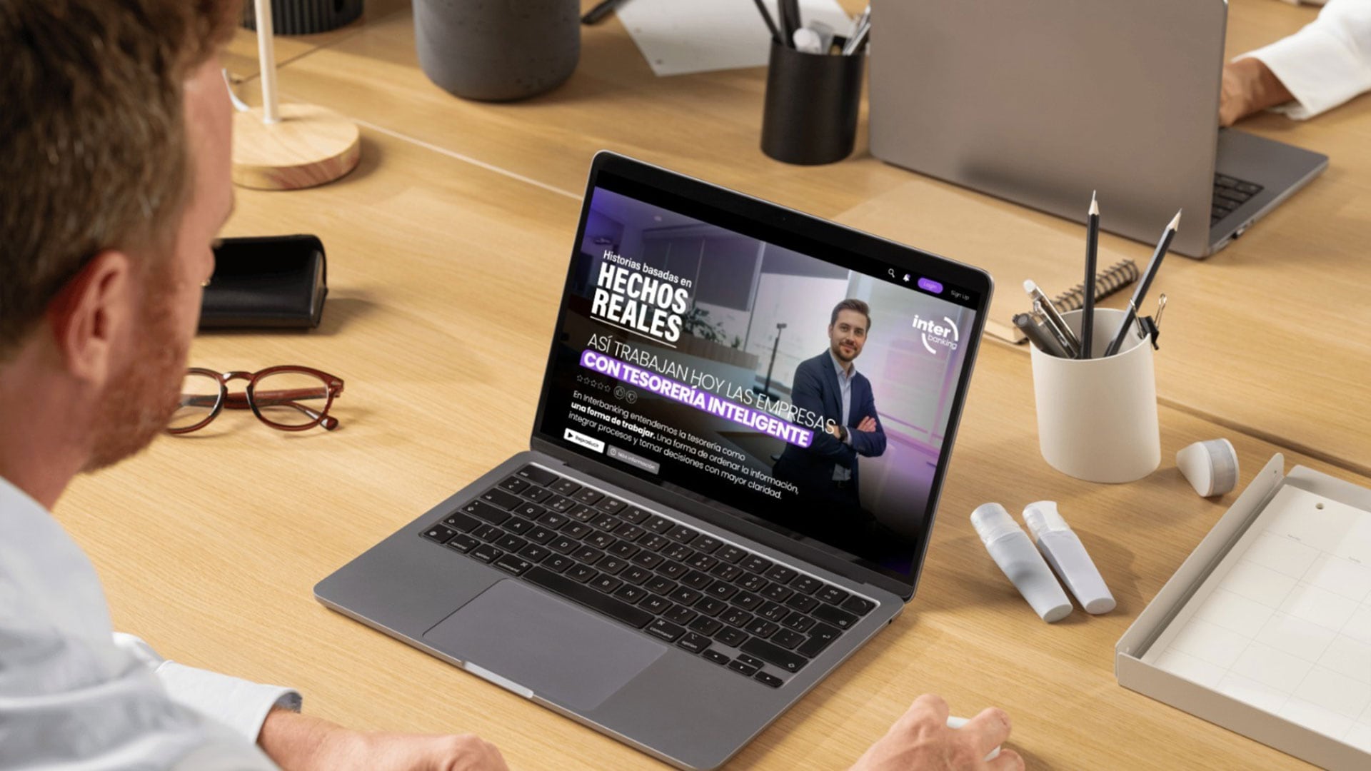 La campaña marca el inicio de una nueva etapa en la evolución de la marca, posicionando a Interbanking como aliado central en la transformación digital del sector corporativo