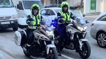 Investigan a un conductor por