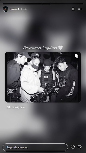 Trueno publicó una despedida breve para Lucas Vignale con una imagen de un set de filmación en homenaje al director argentino