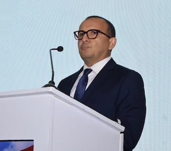 El secretario nacional de Energía de Panamá, Rodrigo Rodríguez, afirmó que el país incorporará por primera vez sistemas de almacenamiento con baterías en sus futuras licitaciones del mercado eléctrico. Cortesía