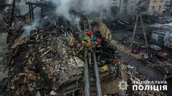 Tareas de rescate en Novohrodivka