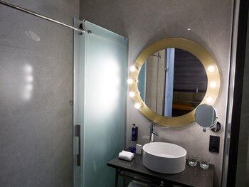 26-06-2021 El tocador y lavabo