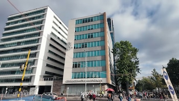 Abuso psicológico y financiero son algunas de las acusaciones legales contra la Cienciología a nivel global - crédito Conexión Enigma