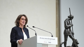 Ribera defiende "mantenerse firme" en