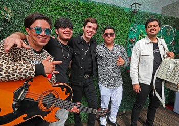 El grupo mexicano "Diferente Nivel"