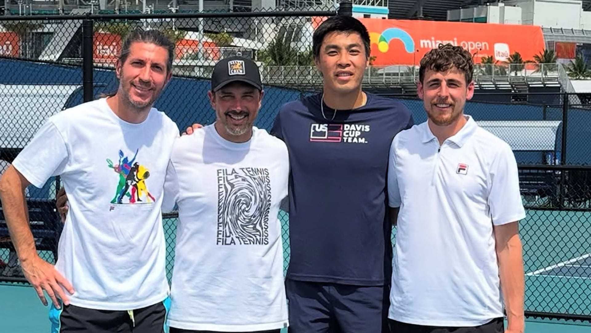 Mariano Puerta junto a Brandon Nakashima, a quien acompañó como entrenador durante la última temporada en el circuito ATP Tour (Crédito: IG Brandon Nakashima)