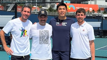 Mariano Puerta junto a Brandon