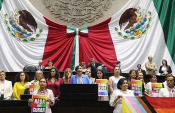 Diputados aprueban prohibir las terapias