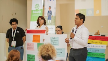 Estudiantes universitarios en El Salvador preparan un manifiesto sobre inclusión y se abre una pregunta clave para cinco campus (Foto cortesía PNUD El Salvador)