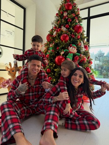 Enzo Fernández y Valu Cervantes