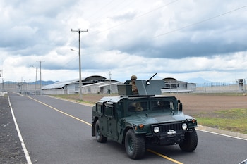 Centro de Confinamiento del Terrorismo CECOT, cárcel de máxima seguridad de El Salvador donde están recluidos miles de pandilleros y mareros