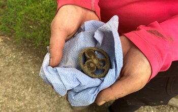 El triskelion de bronce poco