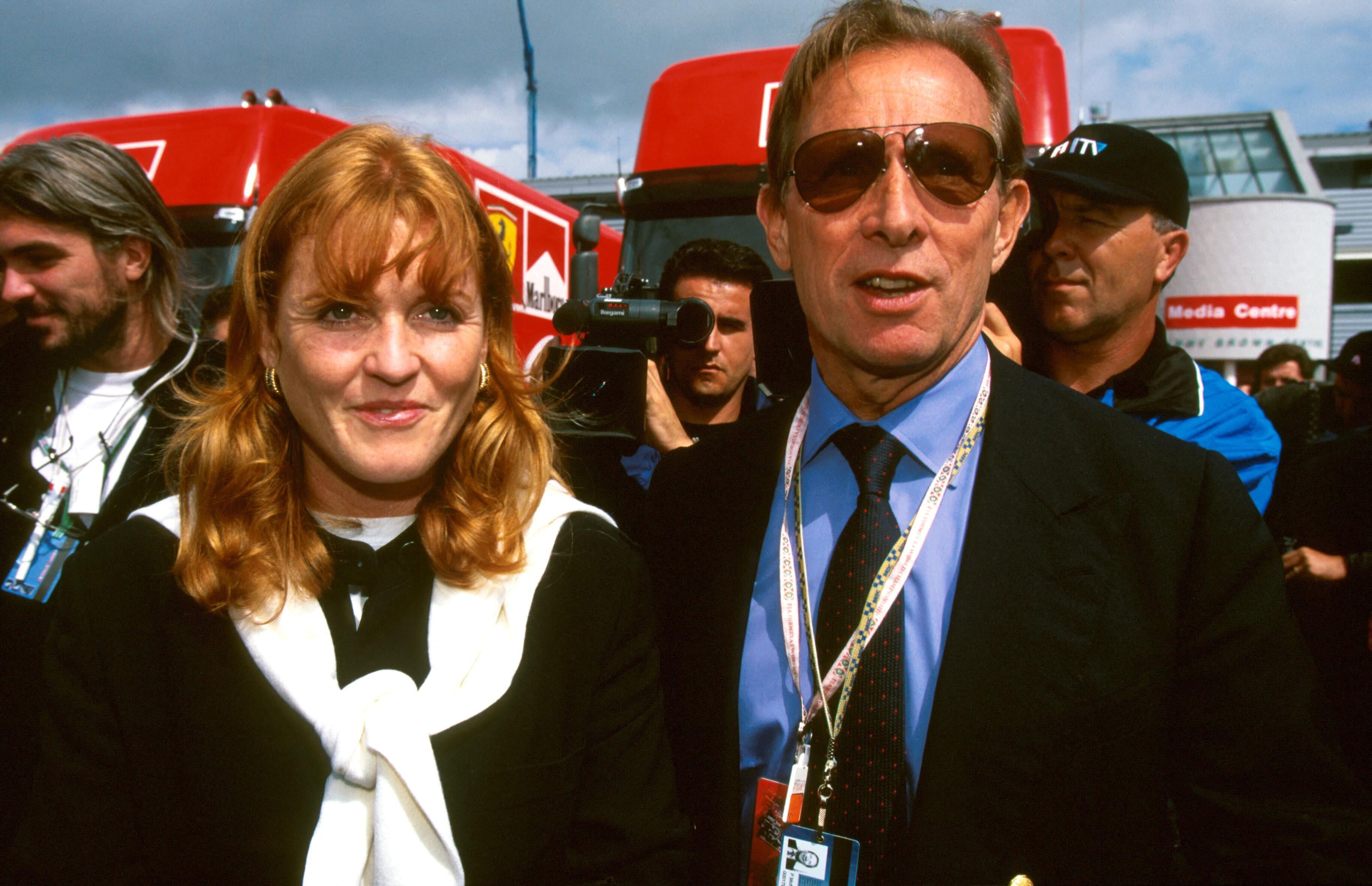 Sarah Ferguson y Paddy McNally (Grosby)