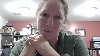 Amanda Hergenreder, veterinaria de Michigan,