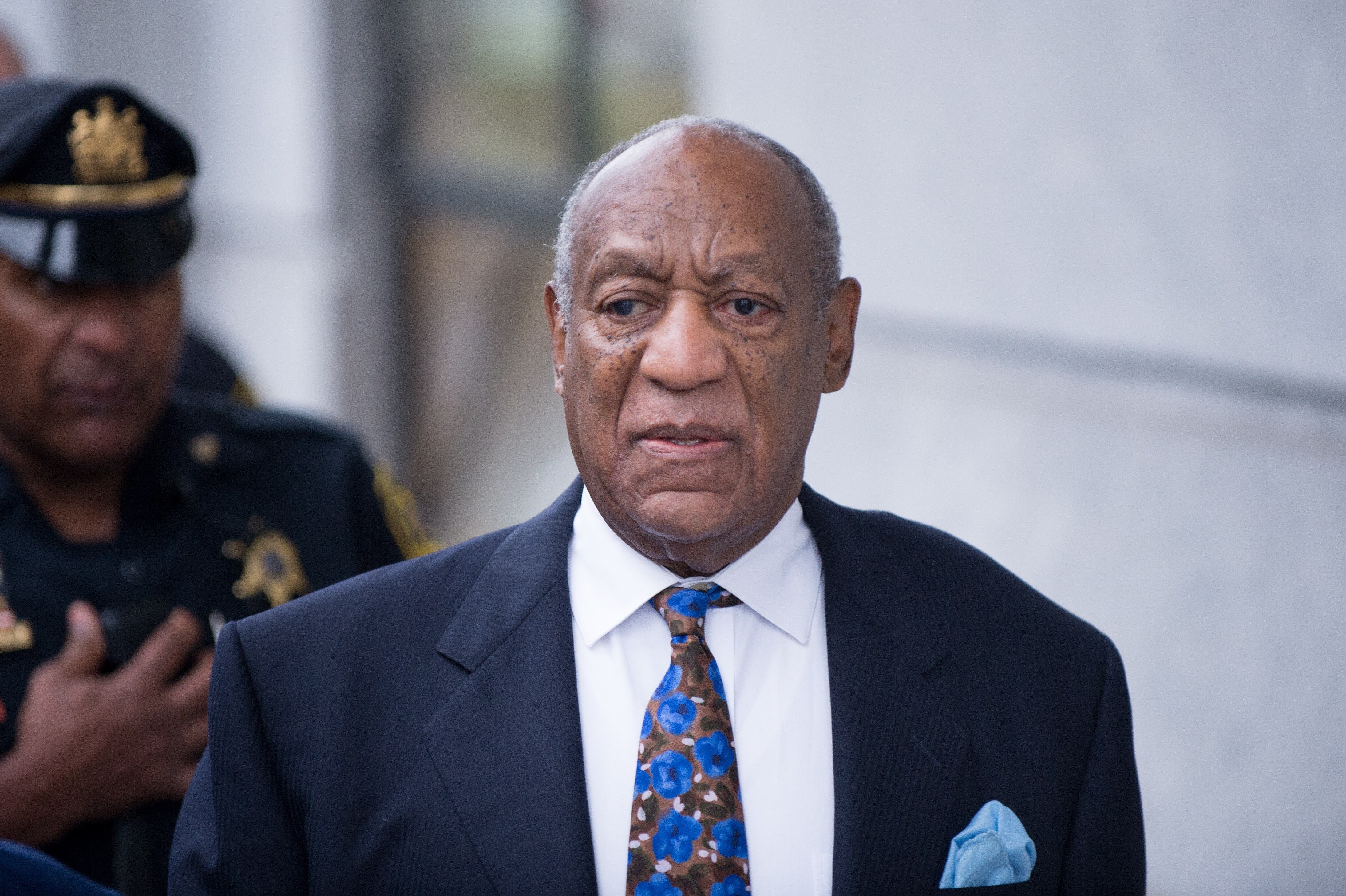 Warner expresó en vida su postura sobre las denuncias contra Cosby (EFE/EPA/Tracie Van Auken)