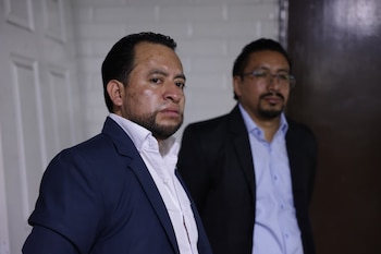 Luis Pacheco y Héctor Chaclán salieron de Mariscal Zavala tras pagar la caución en un caso originado por las protestas de 2023 a favor de Bernardo Arévalo.
